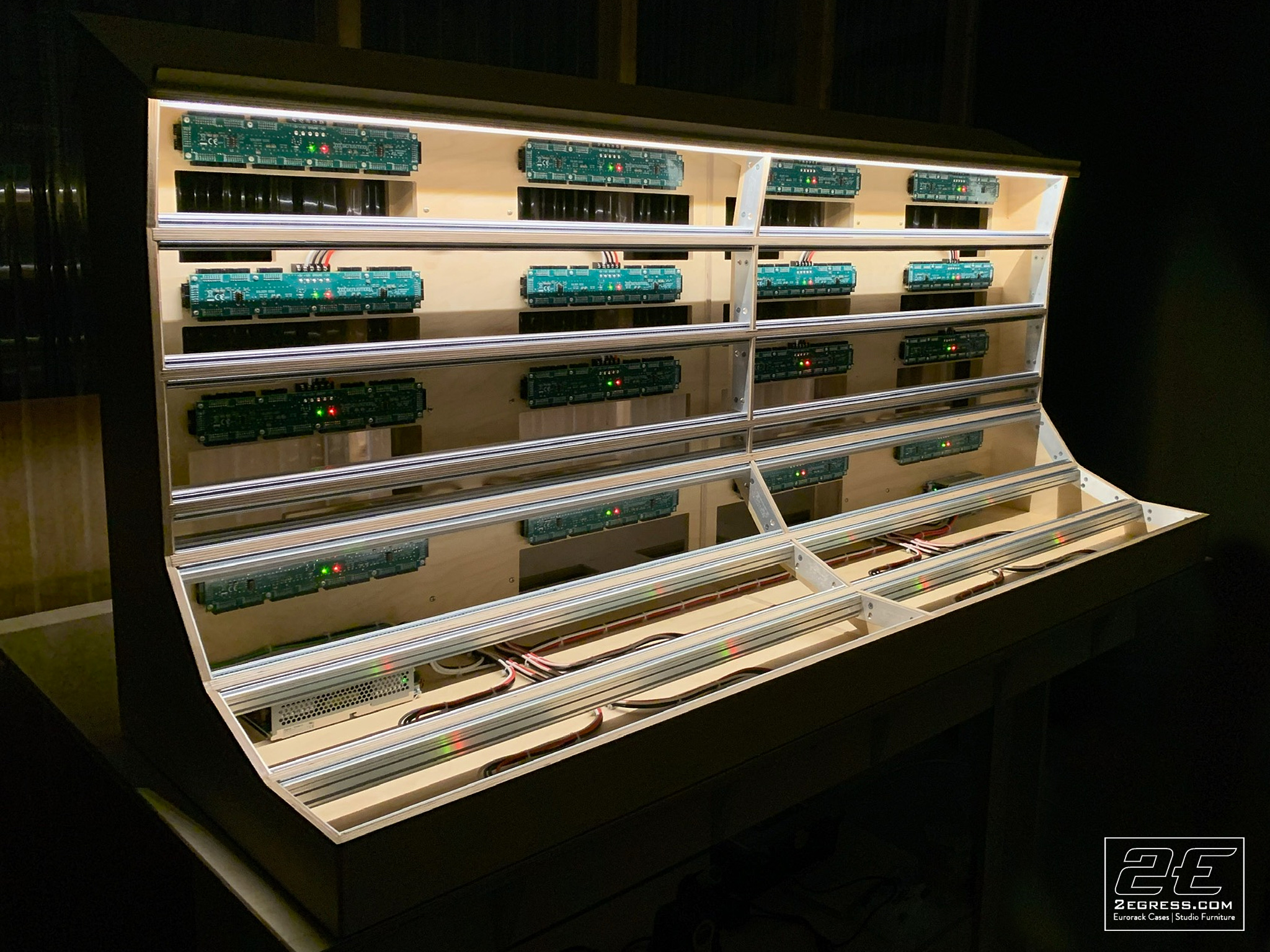 Jamie Lidell Eurorack Case | 2Egress